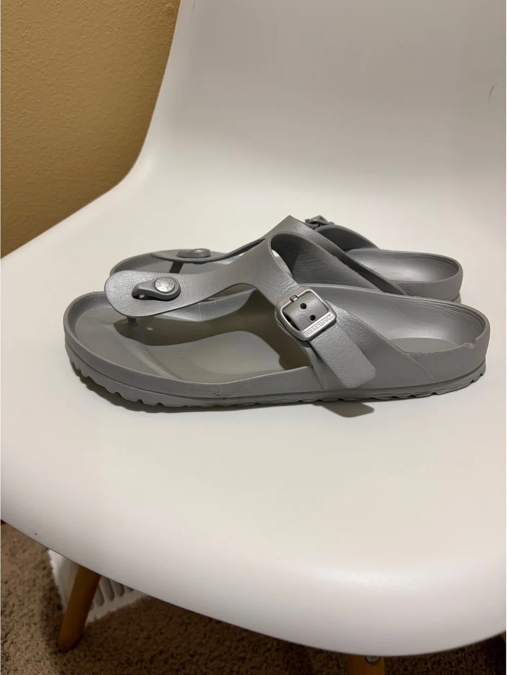 Women's gray Birkenstock Gizeh EVA sandals size 41 US size 10 shoes - Picture 8 of 10